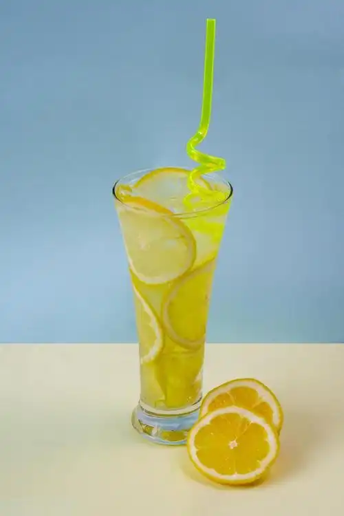 喝柠檬水可以排结石吗?喝柠檬水有什么作用