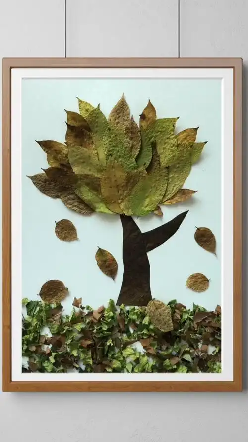 用秋天的落叶做一幅大树手工贴画吧,简单好看#亲子手工  #大树  #幼儿