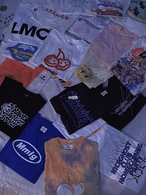 lmc就是简单耐看滴thrasher也都很基础!配色好看嘻嘻we11