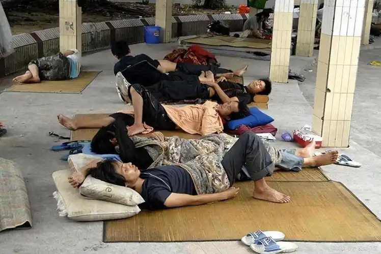 回顾消失的三和大神那些住网吧混日结的躺平者他们去哪了