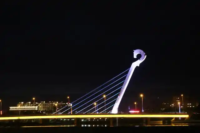 呼和浩特市东河夜景