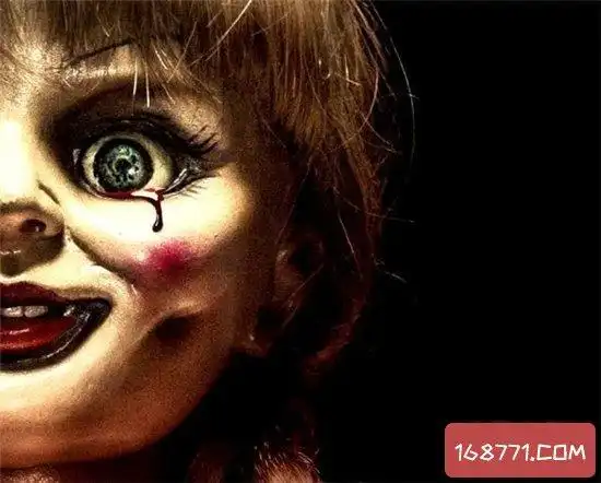 安娜贝尔真实照片然而这一系列电影一直传闻是根据真实故事改编而来的