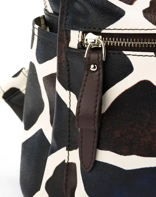 雅阁斯顿apaesiton2016年新款黑棕不规则纹路背包a4007313_唯品会