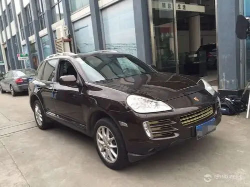 保时捷卡宴3.6百万纪念版 咖啡色 店里实车,车况精品