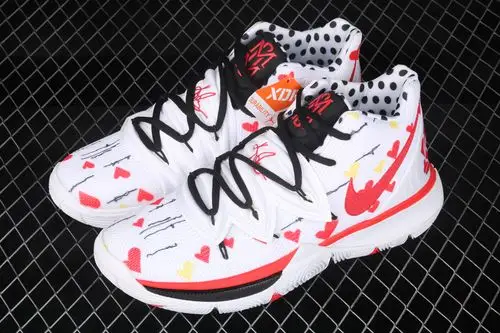 nike kyrie 5 ufo 欧文5 男子篮球鞋 ao2919-106