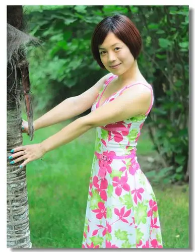 带老婆去公园拍几张