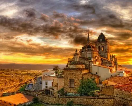 西班牙 jerez de los caballeros圣殿-感受贵族风情 捕捉中世纪城堡