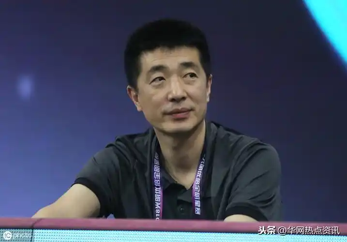 安家杰妻子周婷资料照片)