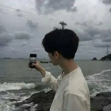 2019qq男生背影头像个性帅气小清新 晚点遇到你余生都是你