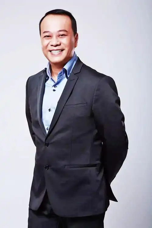 欧阳震华力撑陈豪离巢