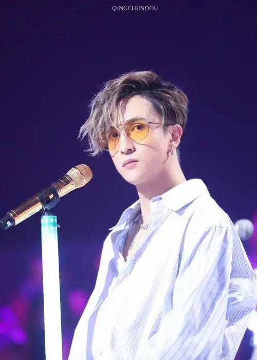 薛之谦明日之子