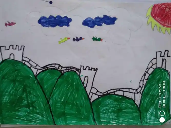 传递信息的烽火台也能画出来,真是未来的小画家!