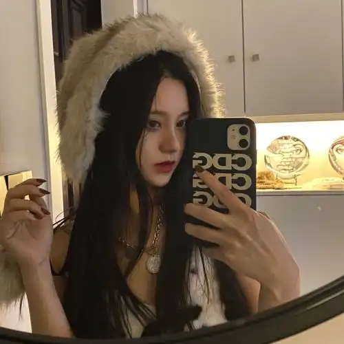 3月21日 16:58   关注  可爱头像 自截头像 林久学姐 女生头像 咏姐