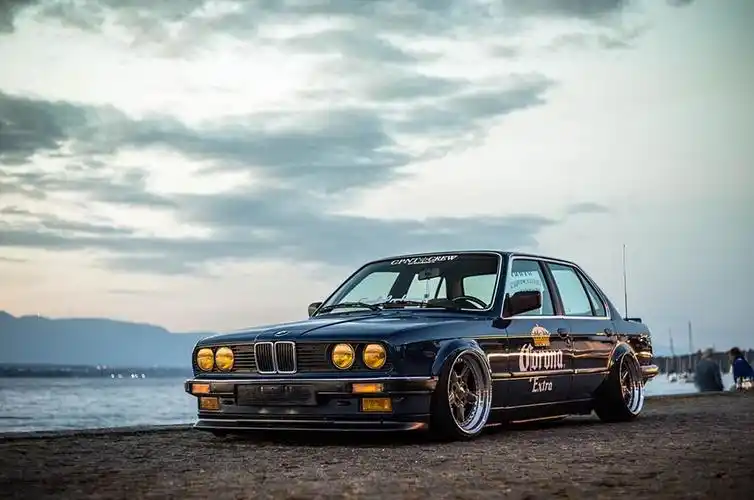 岁月带不走的经典 宝马e30改装欣赏