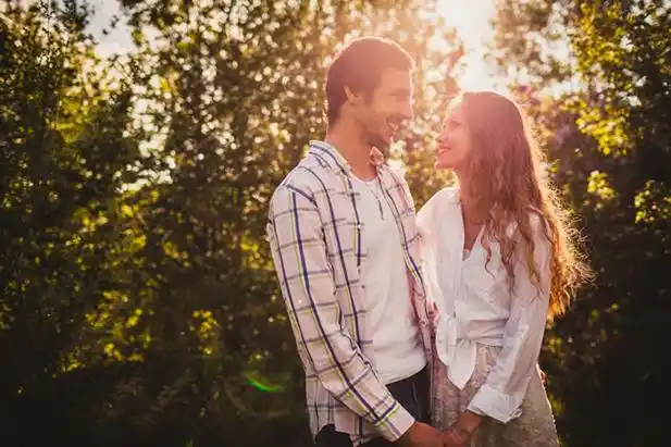 互动问答| 和女友交往时怎样才能维持好关系?