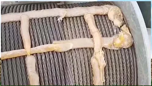 打塔吊黄油的技巧,佩服工人师傅的手法,反正我是做不到!