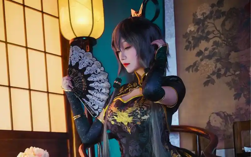 cosplay 洛天依 金丝雀旗袍