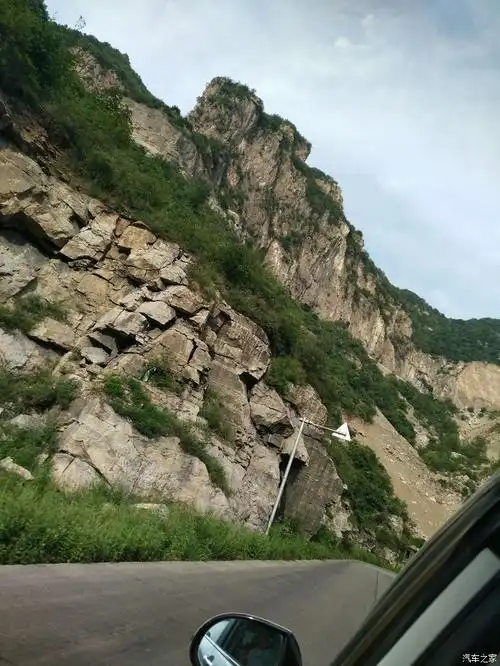 山西盂县十八盘公路自驾游