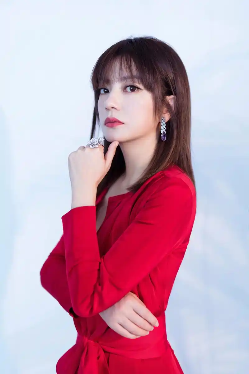 赵薇出席第32届中国电影金鸡奖闭幕式暨颁奖典礼.