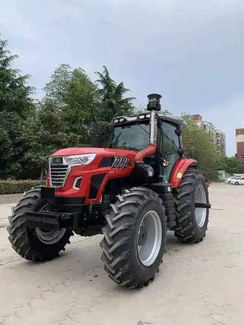 路通ltg2404四驱拖拉机梭式换挡大油箱容积省油可带多种农具图片