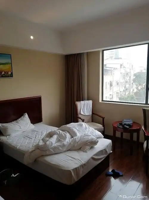 有免费早餐,停车方便,推荐出差入住 zlb_585868对南宁永源快捷酒店的