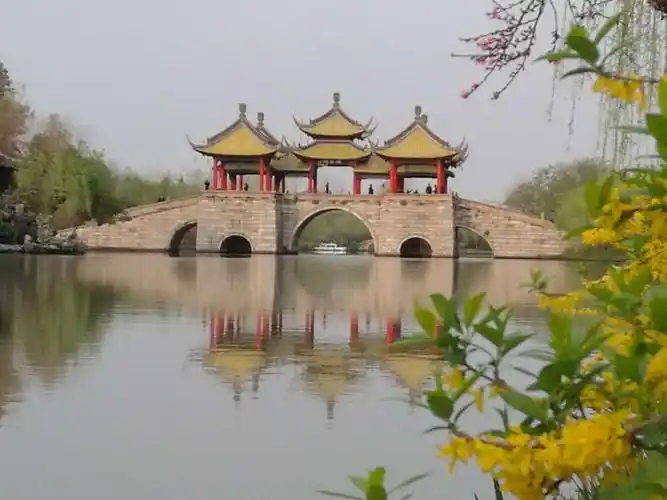 中国最美的桥——扬州瘦西湖五亭桥.