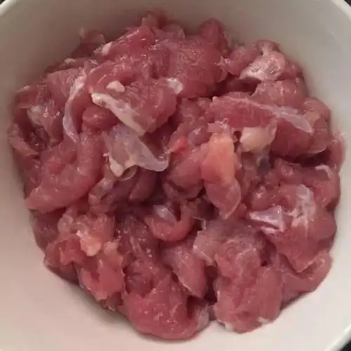 花甲瘦肉汤面,口感丰富,味道太鲜了,十分钟就搞定