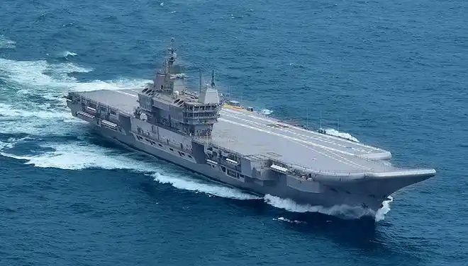 此文全面解析|军舰|舰载机|弹射器|核潜艇|尼米兹|航空兵|核动力航母