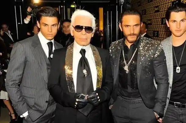 纪实时尚老佛爷:77岁留给爱猫2亿美元遗产,后来怎样了?