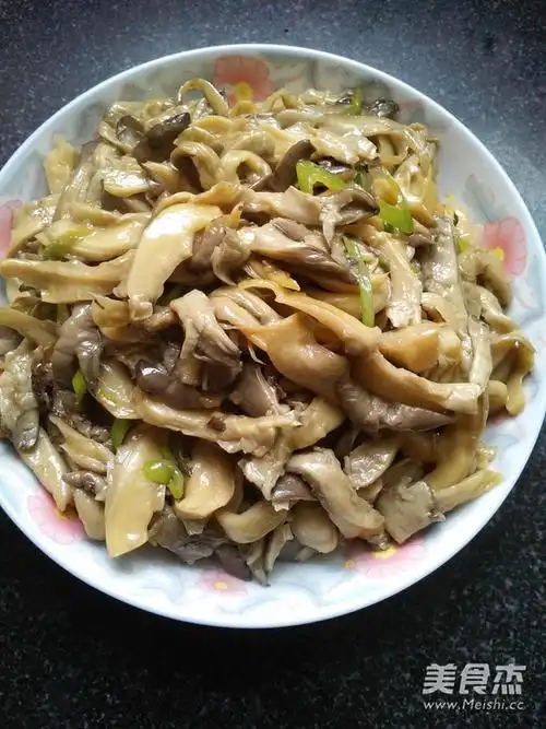 清炒蘑菇的做法