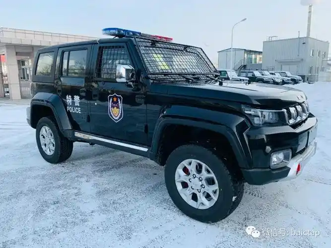 特警轻骑——bj40plus防暴版特警巡逻车 - 北汽泰普越野车科技有限