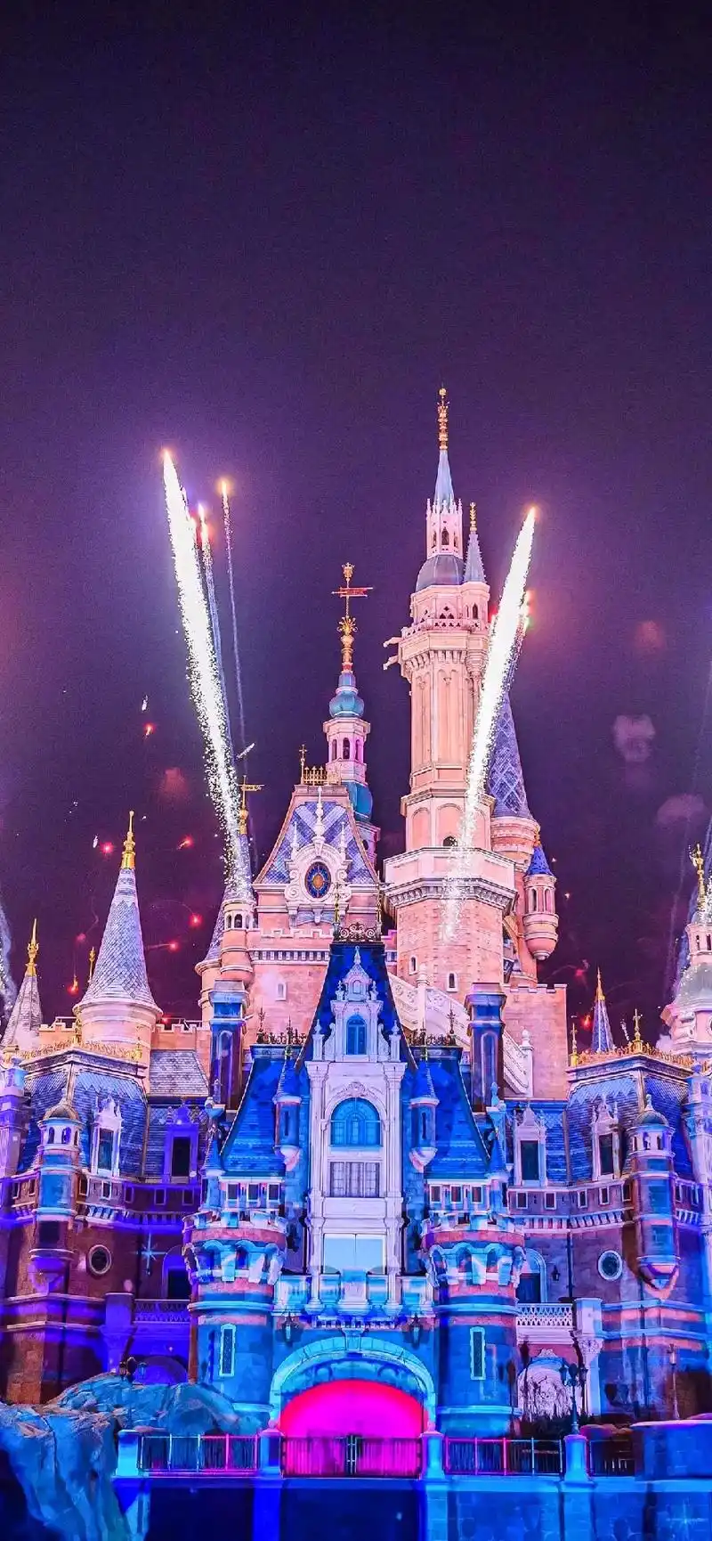送你一张壁纸 #迪士尼 你们要的迪士尼来了 - 抖音
