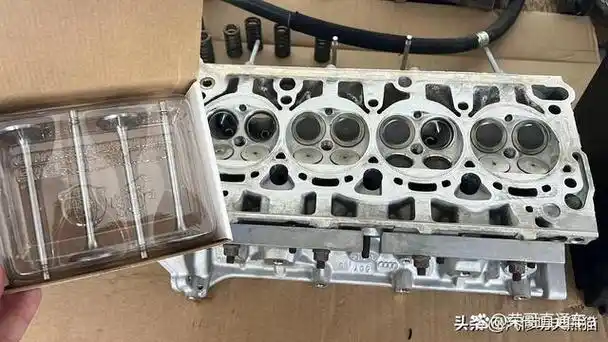 进口爱尔铃的气门油封,是目前我用过最靠谱的油封,比国产福恩的强.