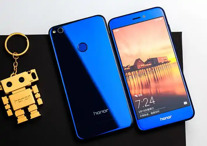 荣耀人生!华为荣耀8青春版