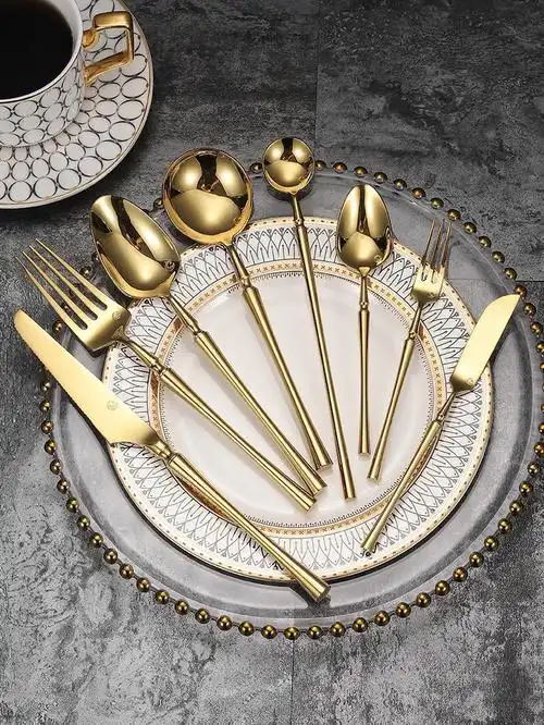 有喜欢的吗#高颜值餐具  #臻品餐具  #高档牛排刀叉  #餐具分享