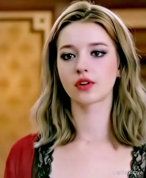 安吉丽娜·丹妮洛娃,俄罗斯女演员