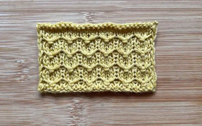 【轻描编织】一款别致的绞花花样,像飞鸟,针法不难,新手也可上手