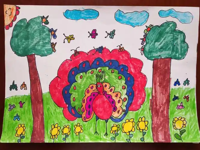 鄂托克旗蒙古族实验小学二年级2班绘画作品《漂亮的孔雀》