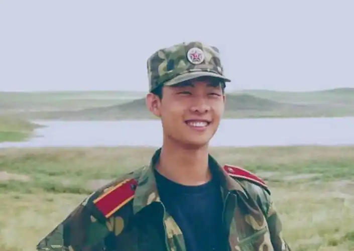 就是说没有人能拒绝班长史今