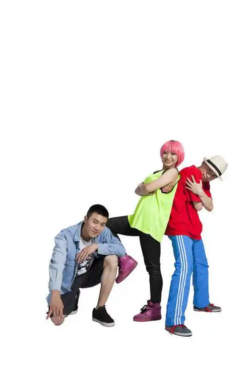 跳,竖图,彩色,室内,白天,正面,侧面,时尚,跳舞,友谊,热情,合作,团队