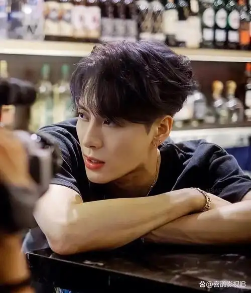 王嘉尔的恐怖美学你看了能hold住吗