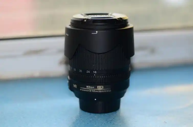 低价出售全新尼康18-105vr镜头