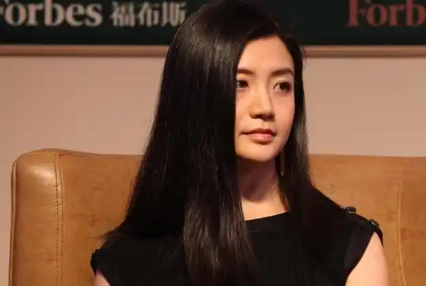 马云背后的"女版巴菲特",曾让马云"三顾茅庐邀请"现状如何|李颖|麻省