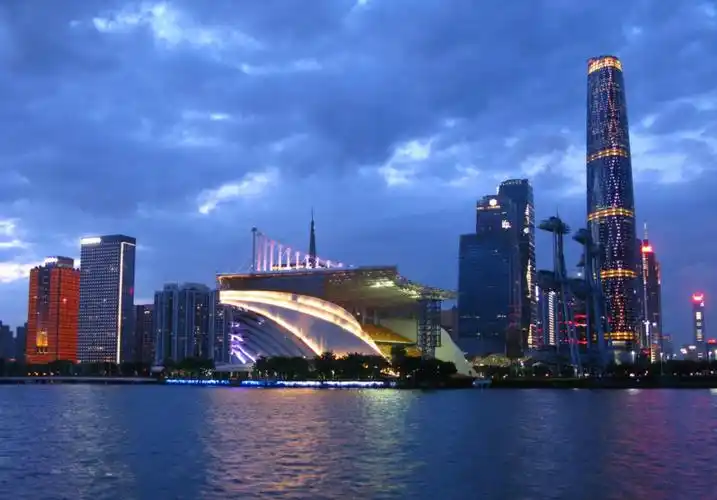 海心沙(亚运会开幕式举办地)海心沙,位于广州市珠江内江心沙洲,在珠江