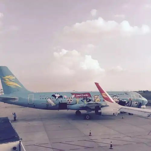 在这个忙碌的夏天,身为首都航空的乘务员,飞行3年,我倍感自豪,在机坪