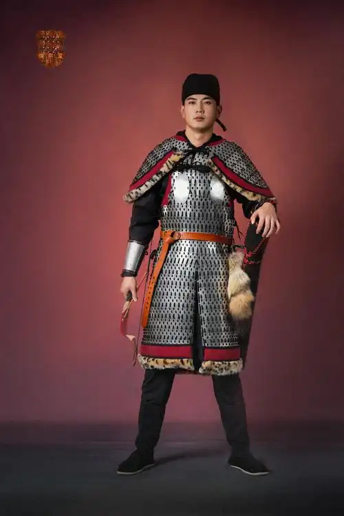 唐长乐公主墓壁画明光直身甲