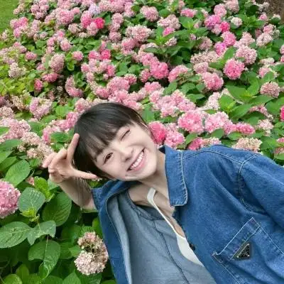 田曦薇大眼萌妹