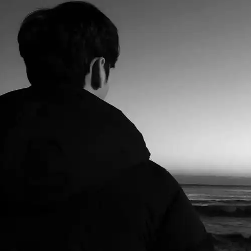 帅气男生头像真人 | 男生头像帅气冷酷霸气 干净阳光的男生头像