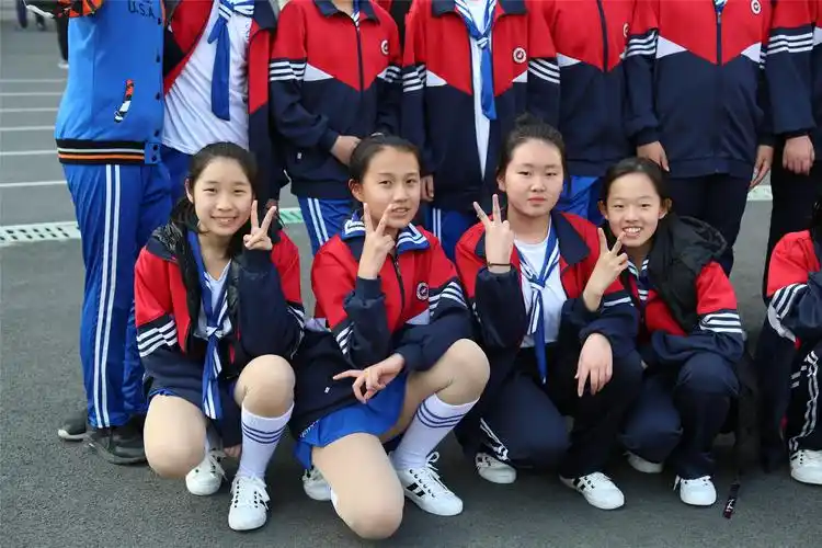 初一十三班【合影】牡十四中学第二十三届校运会