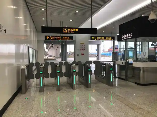 尝鲜试乘!10号线二期,18号线一期南段今早开通,小布亲测全程耗时